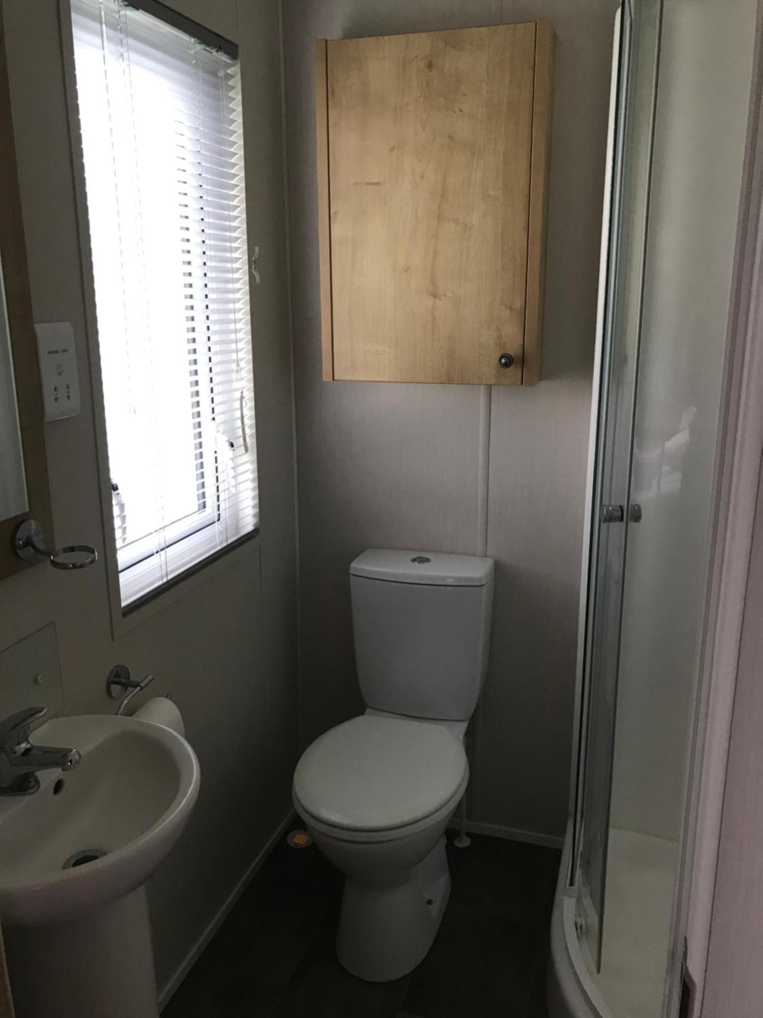 8 Birth Lodge On Cayton Bay Holiday Park Scarborough Bagian luar foto